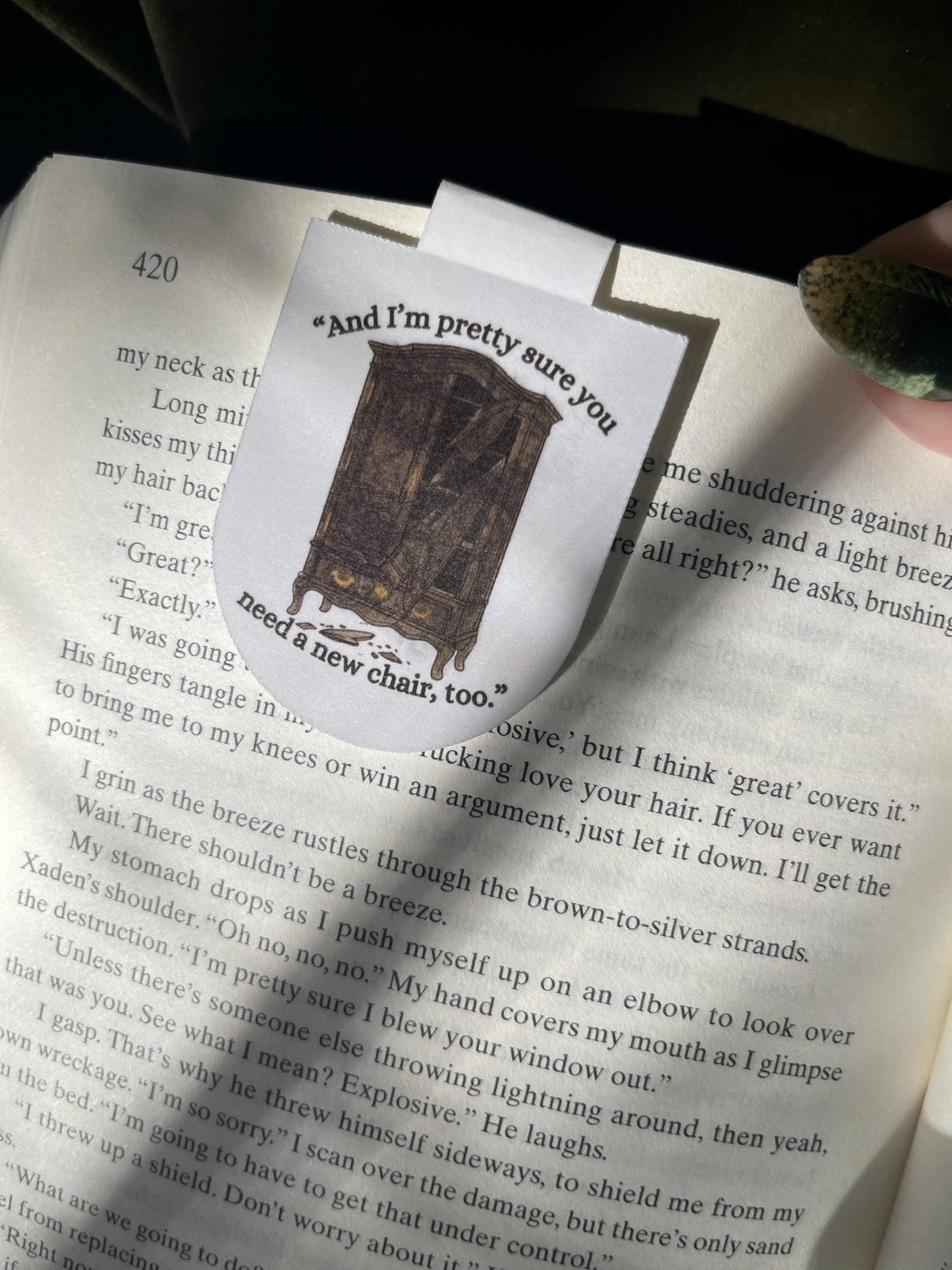 Fourth Wing Inspired Magnetic Bookmark | The Armoire Scene | Fantasy Reader Gift | Booktok Romantasy